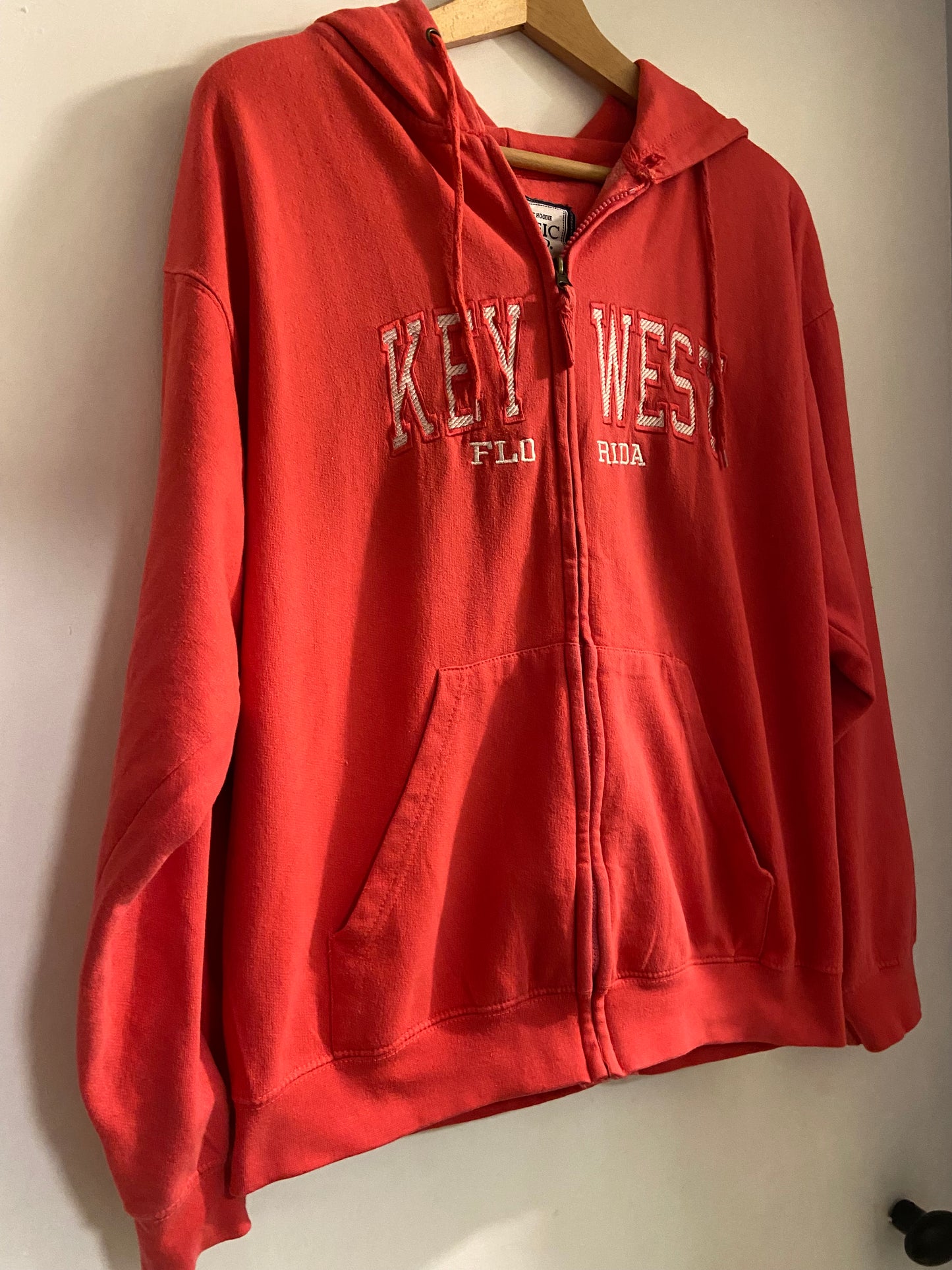 Ladies Unisex Washed Red Vintage Zip Through Pacific & Co Key West Hoodie Top Size 16