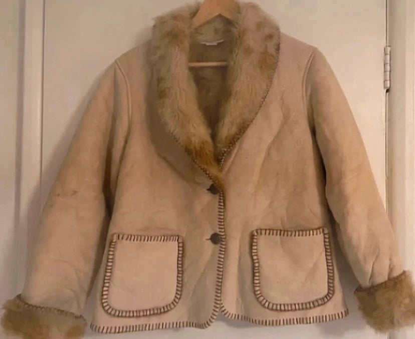 Ladies Vintage Coldwater Creek Beige South American Boho Faux Fur Jacket Size M 12