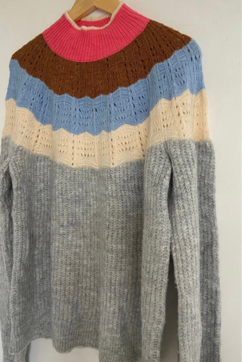 Ladies soft knit vintage 1980s acrylic jumper by Maurices (USA), Size 12